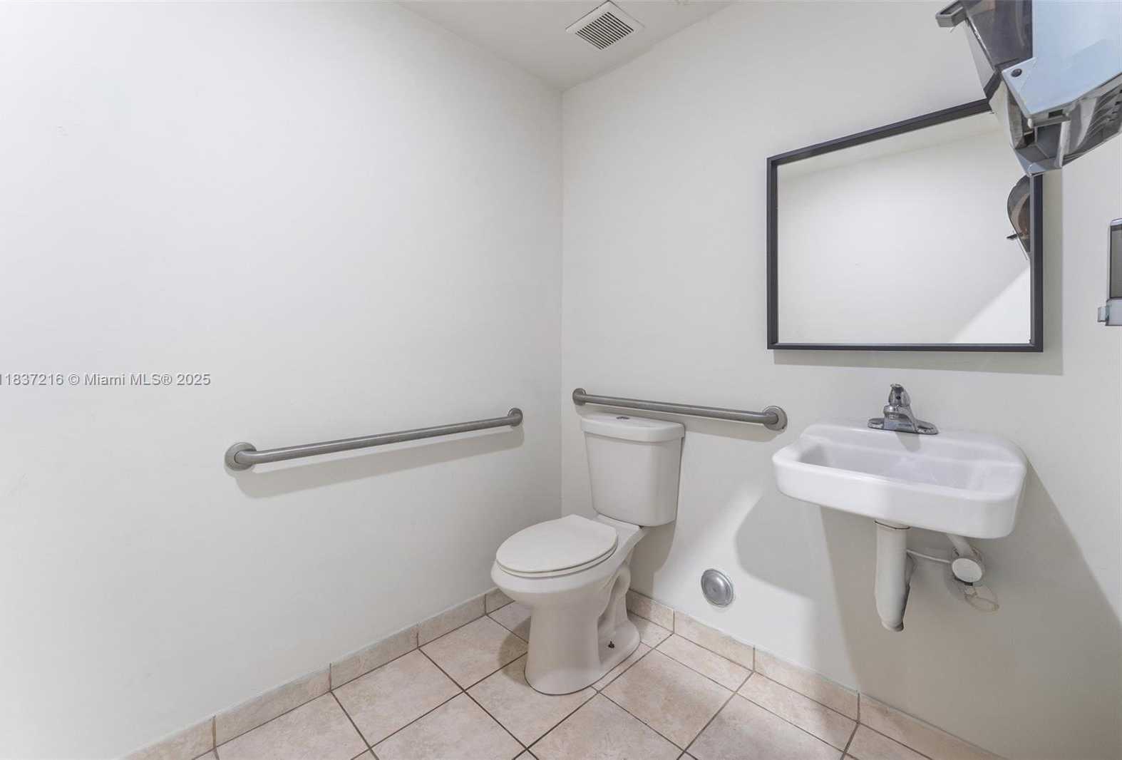 Small Image of 13816 SOUTH WEST 142ND AVE #31,32,33, Miami Number 16