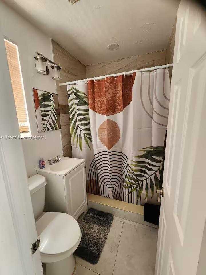 Small Image of 342 VAN BUREN ST, Hollywood Number 31