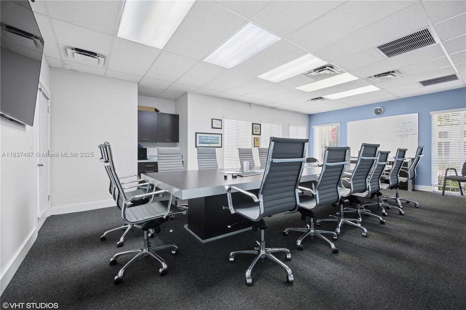 Small Image of 10405 NORTH WEST 37TH TER, Doral Number 5