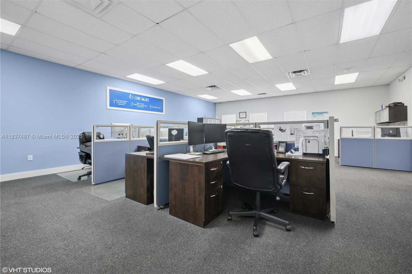 Small Image of 10405 NORTH WEST 37TH TER, Doral Number 6