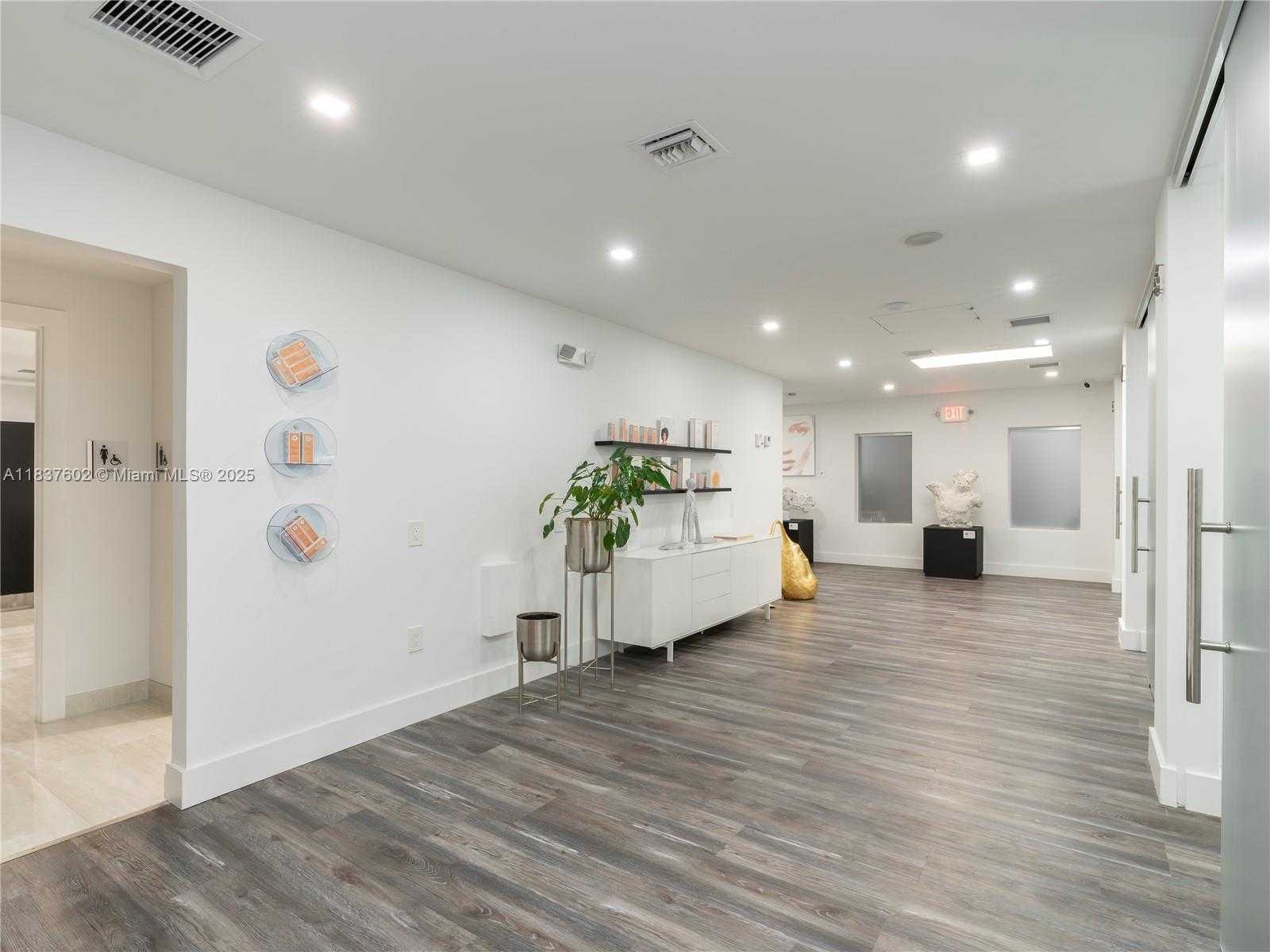 Small Image of 1355 ALTON ROAD, Miami Beach Number 13