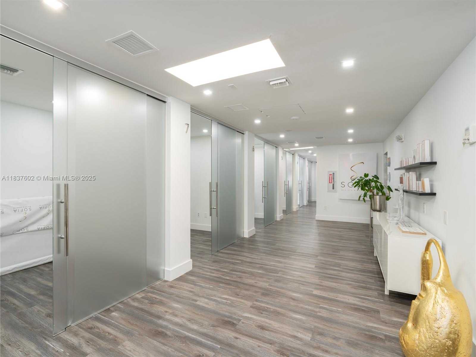 Small Image of 1355 ALTON ROAD, Miami Beach Number 16