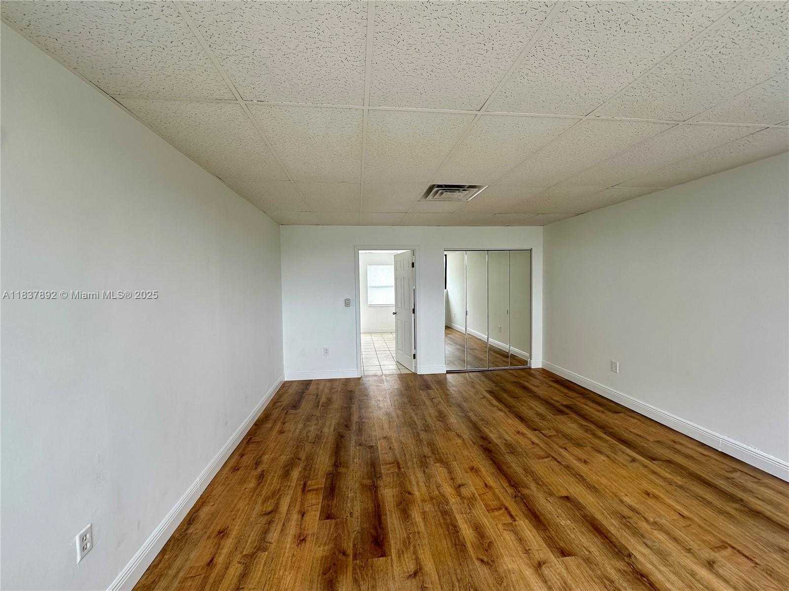 Small Image of 3104 NORTH EAST 9TH ST, Fort Lauderdale Number 5