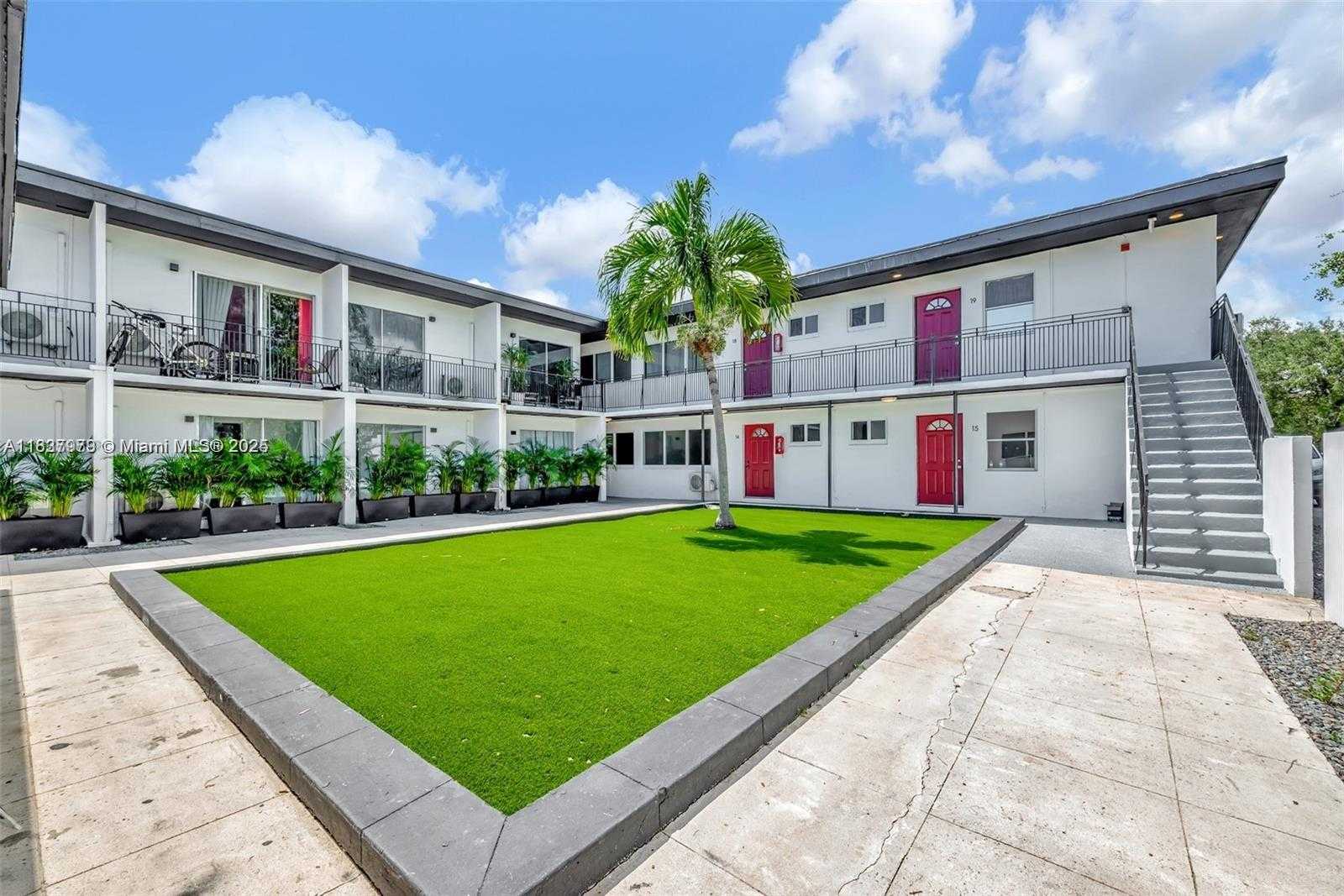 Small Image of 14280 NORTH EAST 6TH AVE, North Miami Number 13