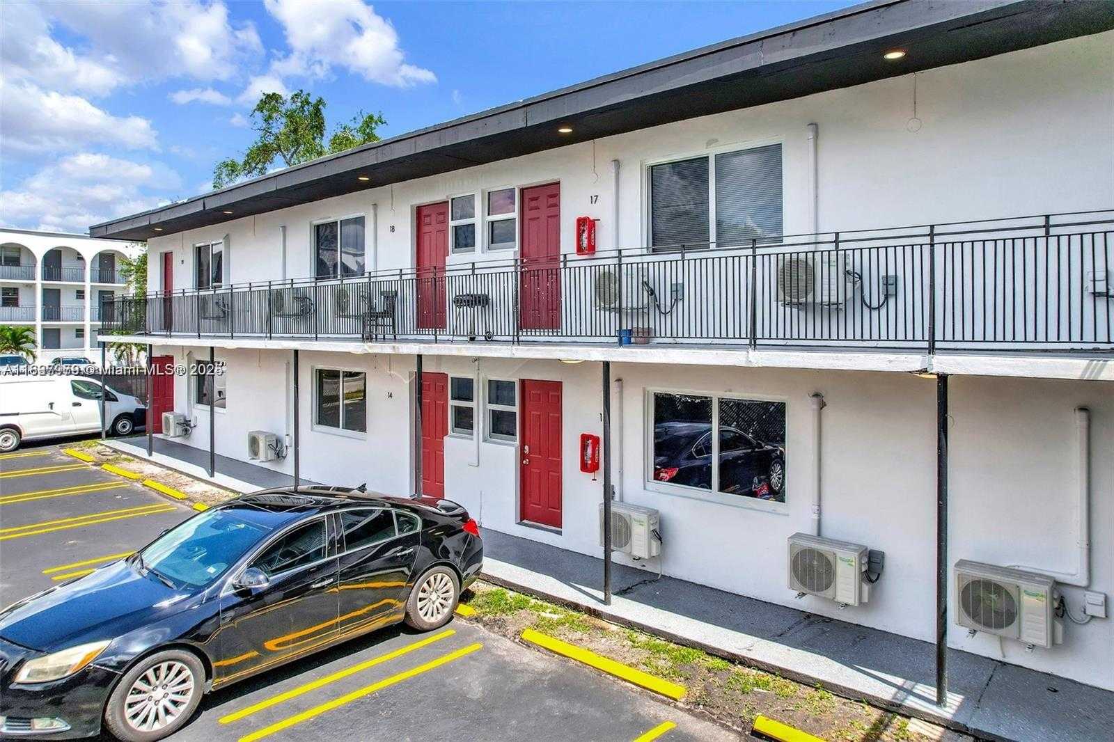 Small Image of 14280 NORTH EAST 6TH AVE, North Miami Number 2