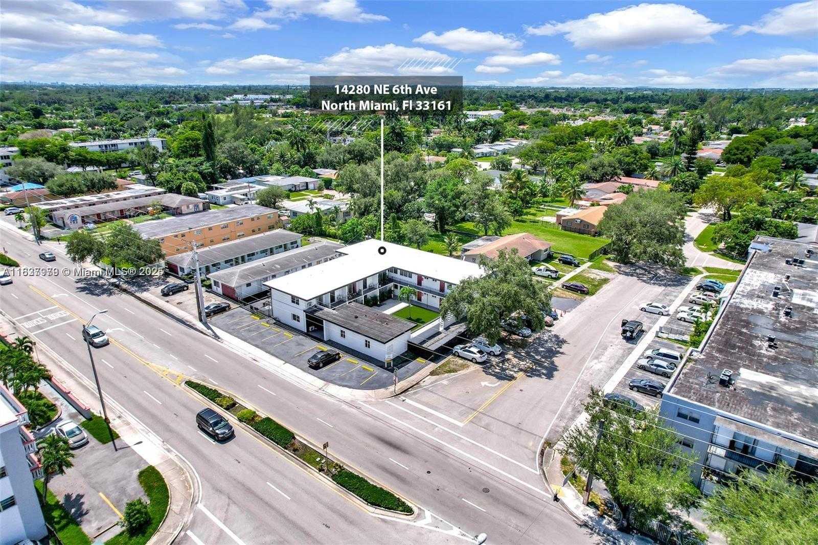 Small Image of 14280 NORTH EAST 6TH AVE, North Miami Number 20