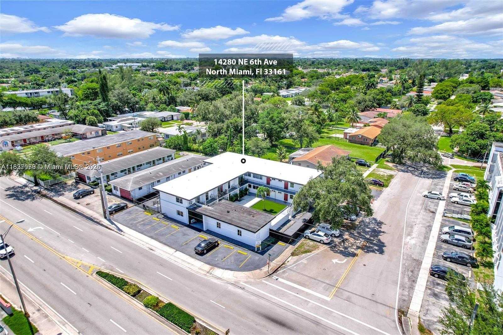 Small Image of 14280 NORTH EAST 6TH AVE, North Miami Number 22