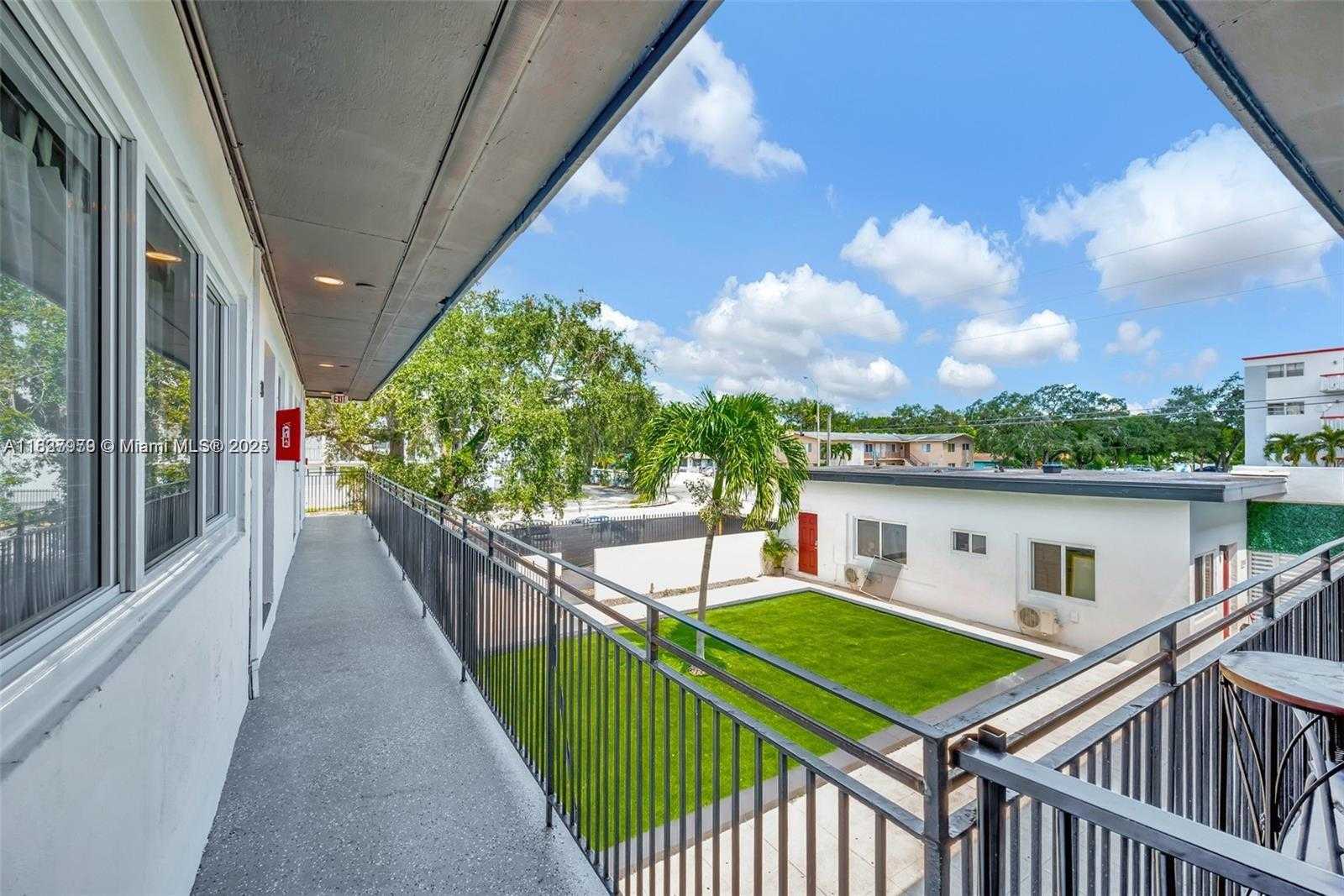 Small Image of 14280 NORTH EAST 6TH AVE, North Miami Number 5
