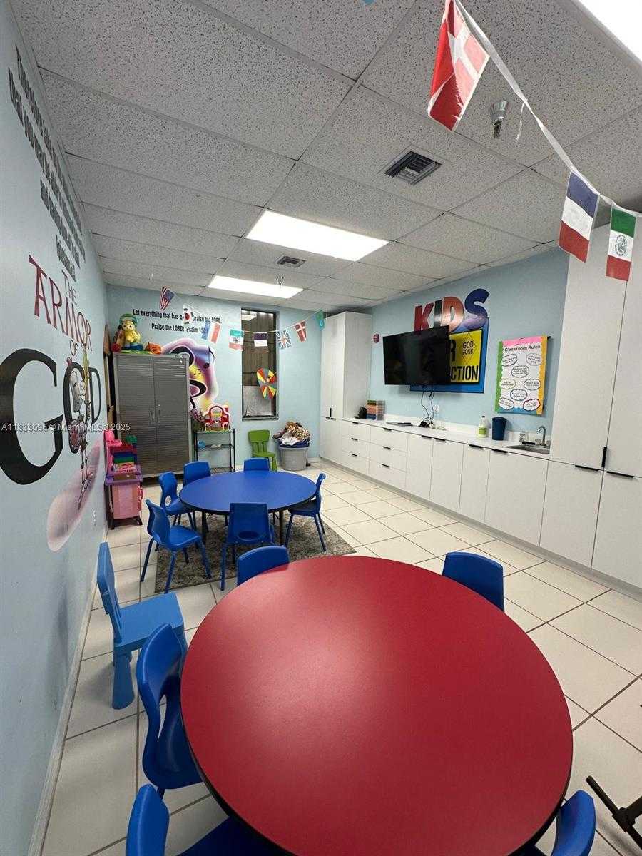 Small Image of 5400 SOUTH WEST 122 AVE, Miami Number 20