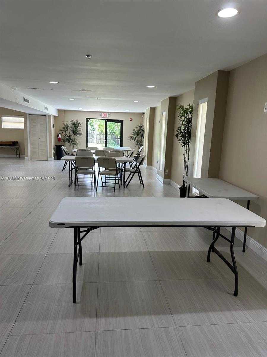 Small Image of 5400 SOUTH WEST 122 AVE, Miami Number 5