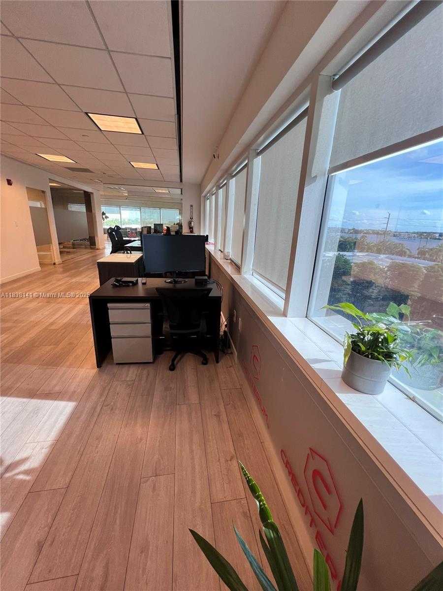 Small Image of 3105 NORTH WEST 107TH AVE #503-A, Doral Number 7