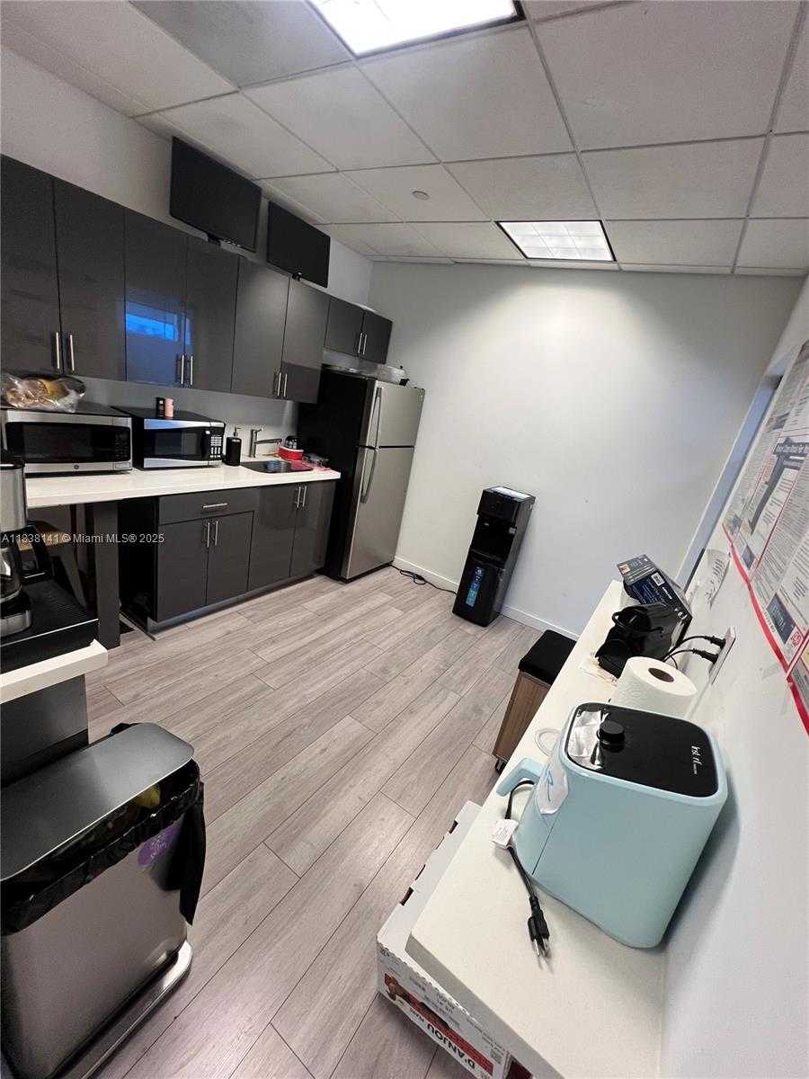 Small Image of 3105 NORTH WEST 107TH AVE #503-A, Doral Number 8