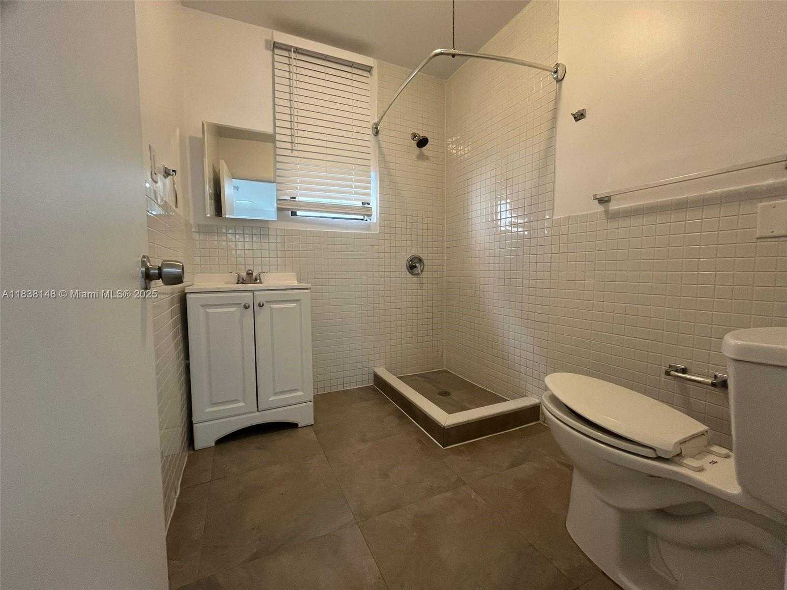 Small Image of 97 NORTH WEST 27TH ST, Miami Number 12