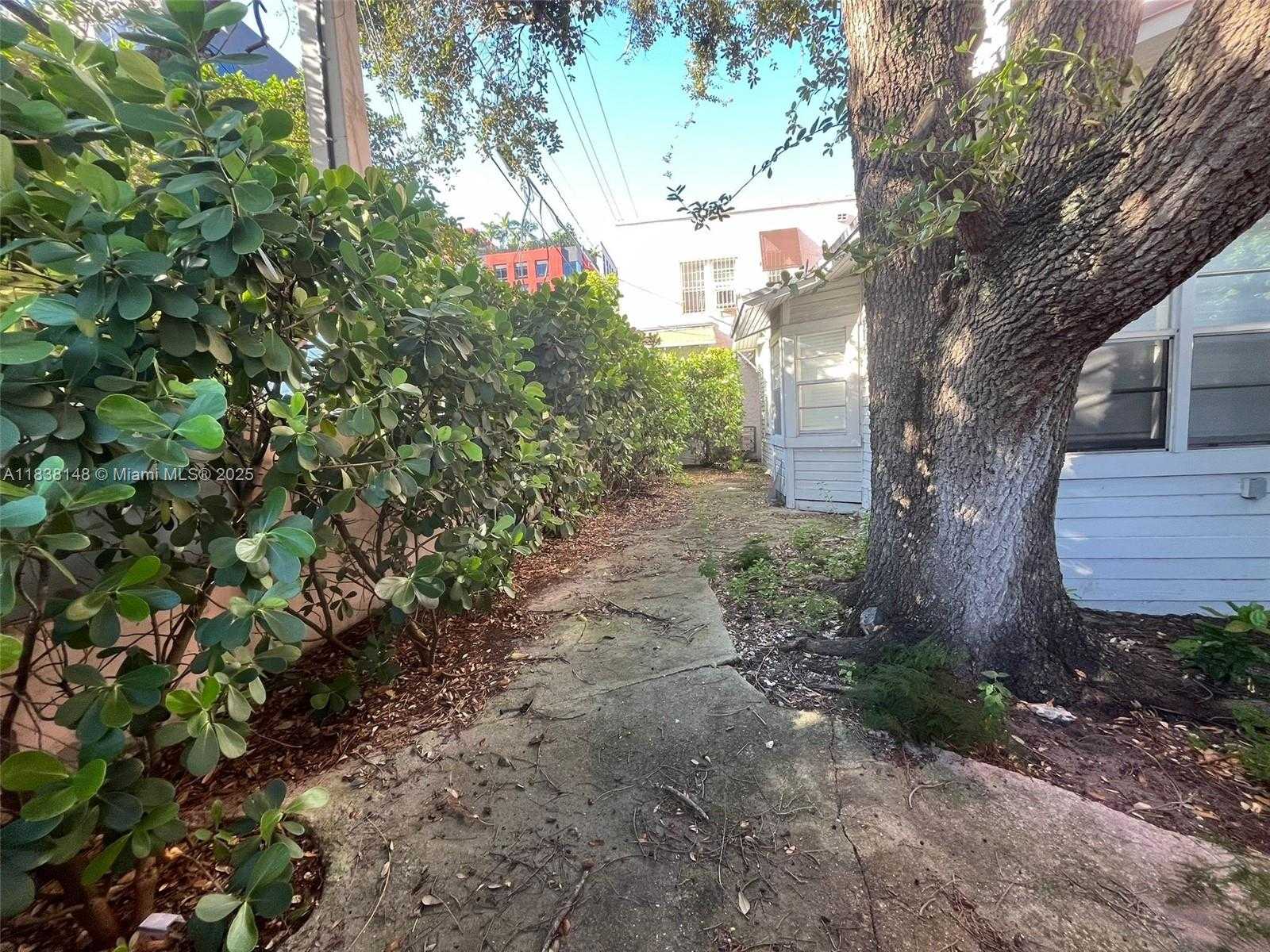 Small Image of 97 NORTH WEST 27TH ST, Miami Number 18