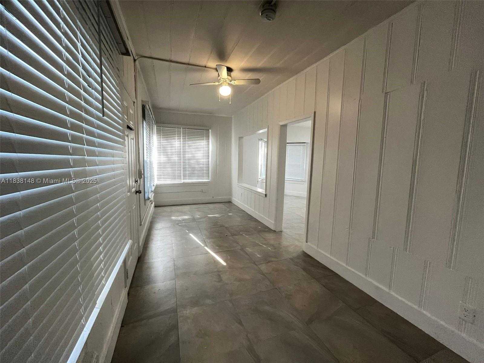 Small Image of 97 NORTH WEST 27TH ST, Miami Number 3