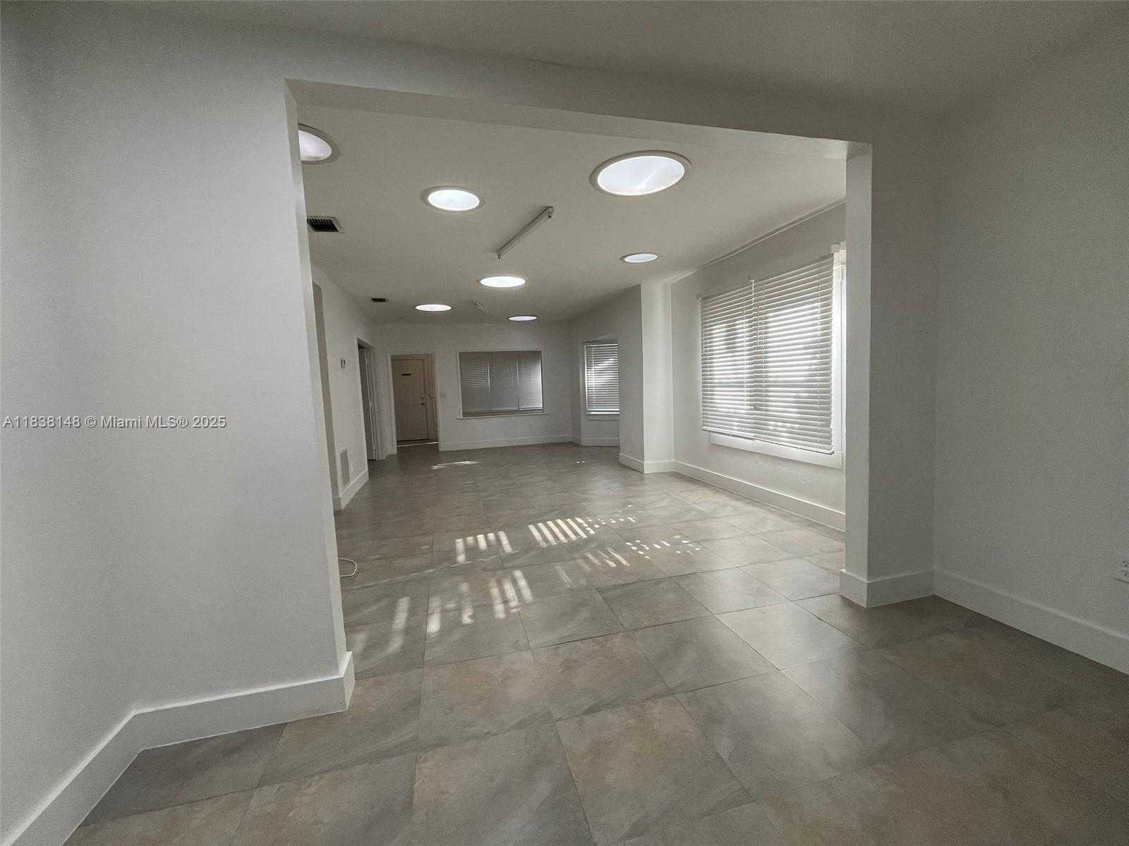 Small Image of 97 NORTH WEST 27TH ST, Miami Number 5