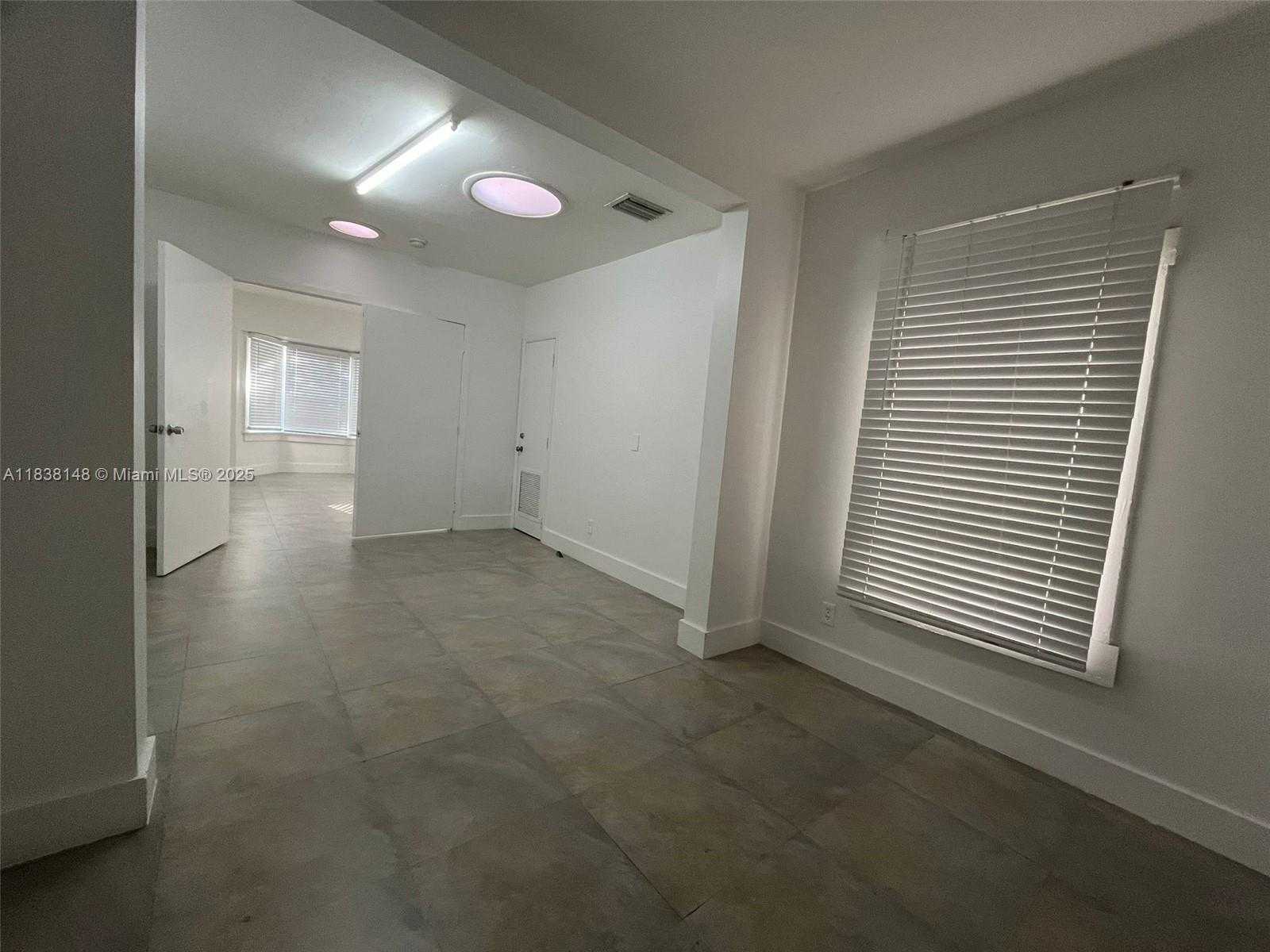 Small Image of 97 NORTH WEST 27TH ST, Miami Number 7