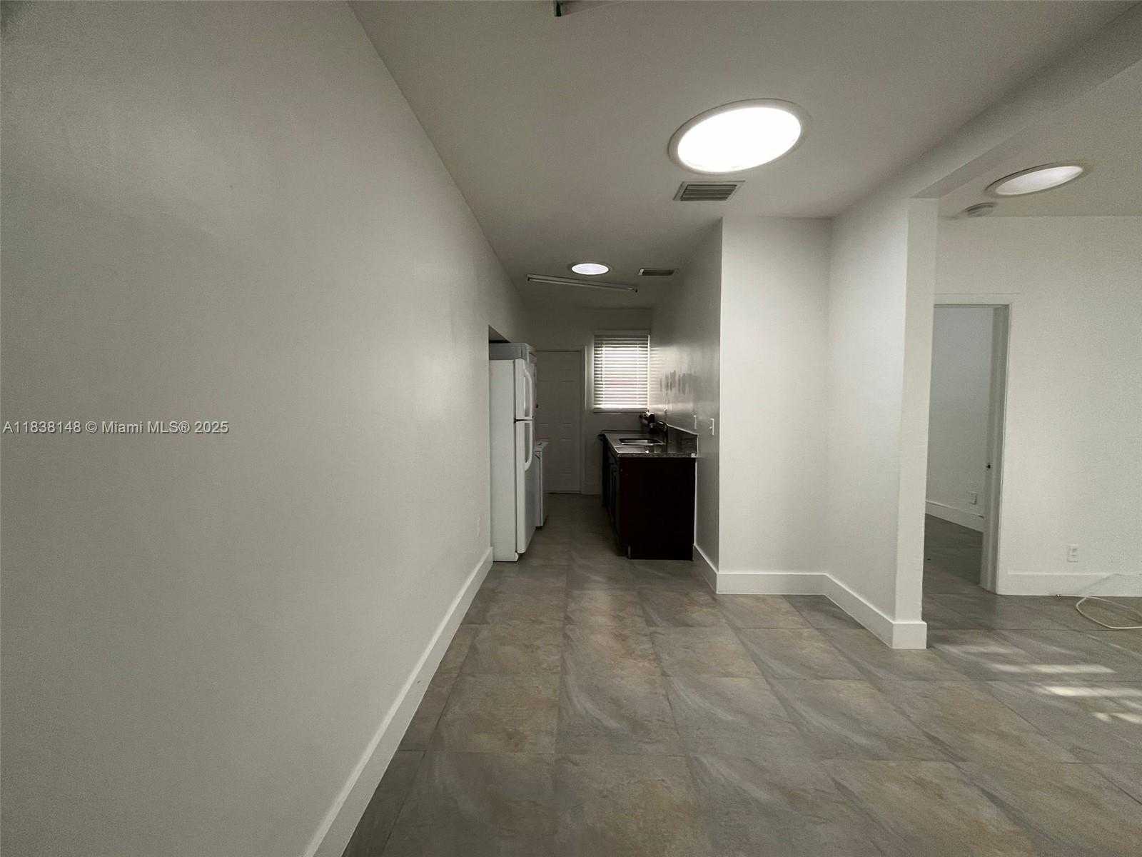 Small Image of 97 NORTH WEST 27TH ST, Miami Number 8