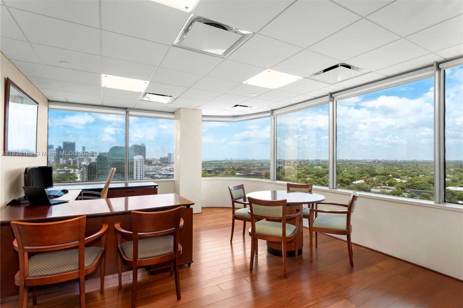 Small Image of 4770 BISCAYNE BLVD #PH000, Miami Number 20