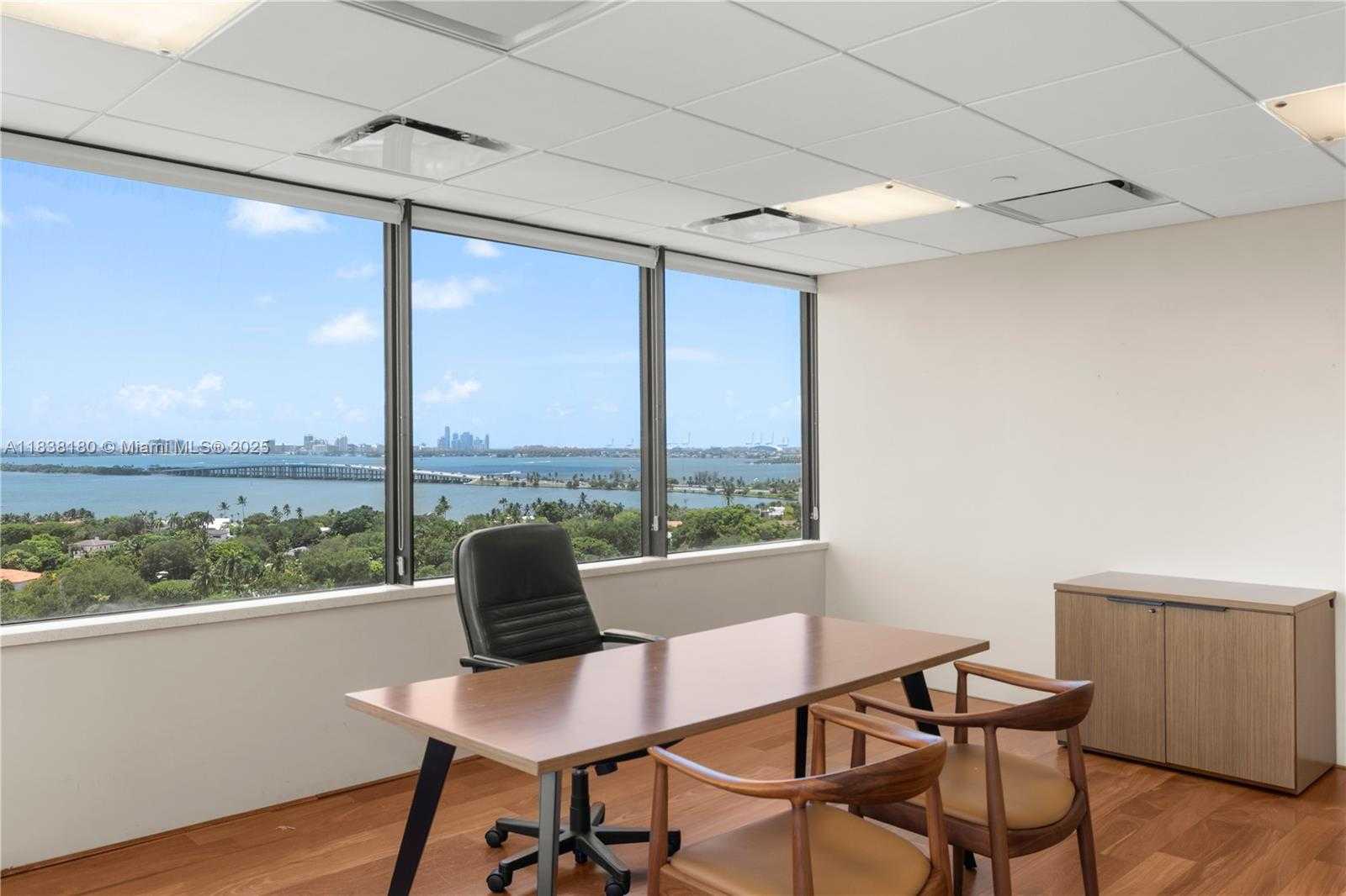 Small Image of 4770 BISCAYNE BLVD #PH000, Miami Number 27