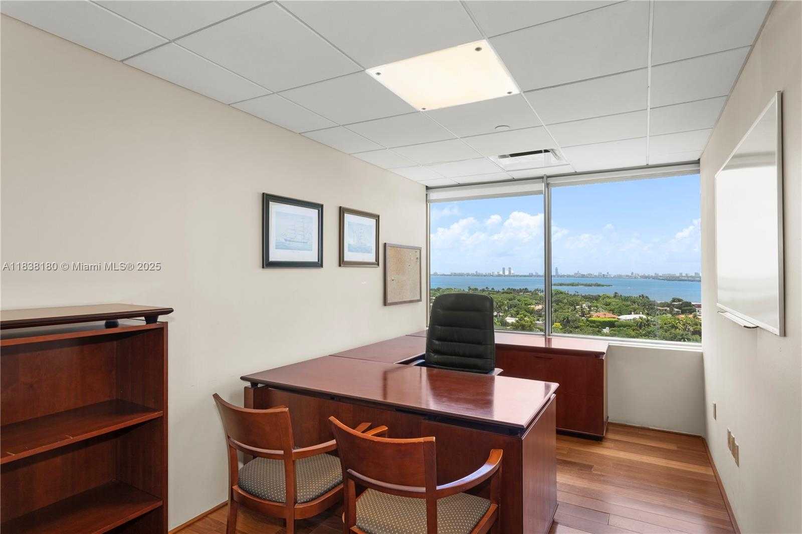 Small Image of 4770 BISCAYNE BLVD #PH000, Miami Number 28