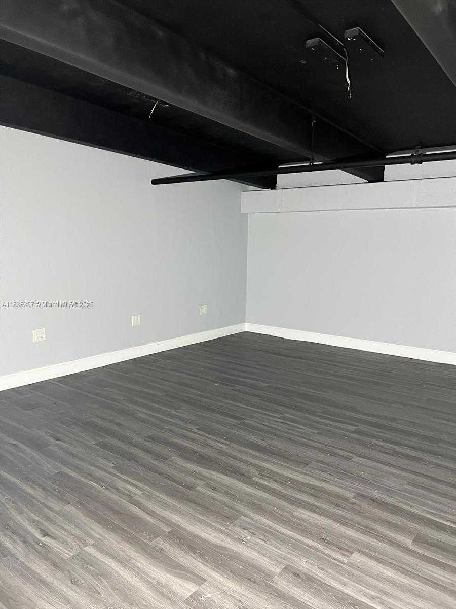 Small Image of 10601 NORTH WEST 122ND ST #29, Medley Number 10