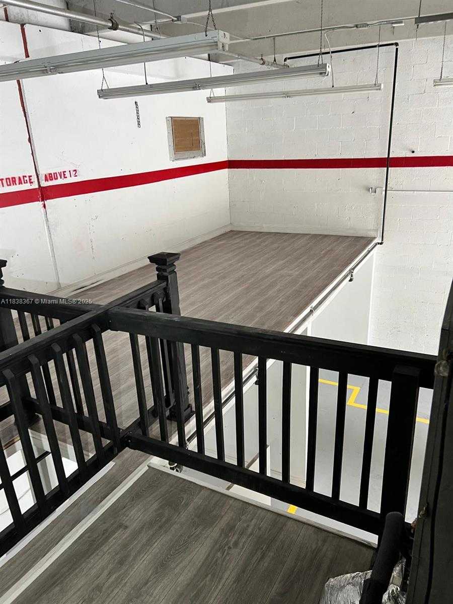 Small Image of 10601 NORTH WEST 122ND ST #29, Medley Number 12
