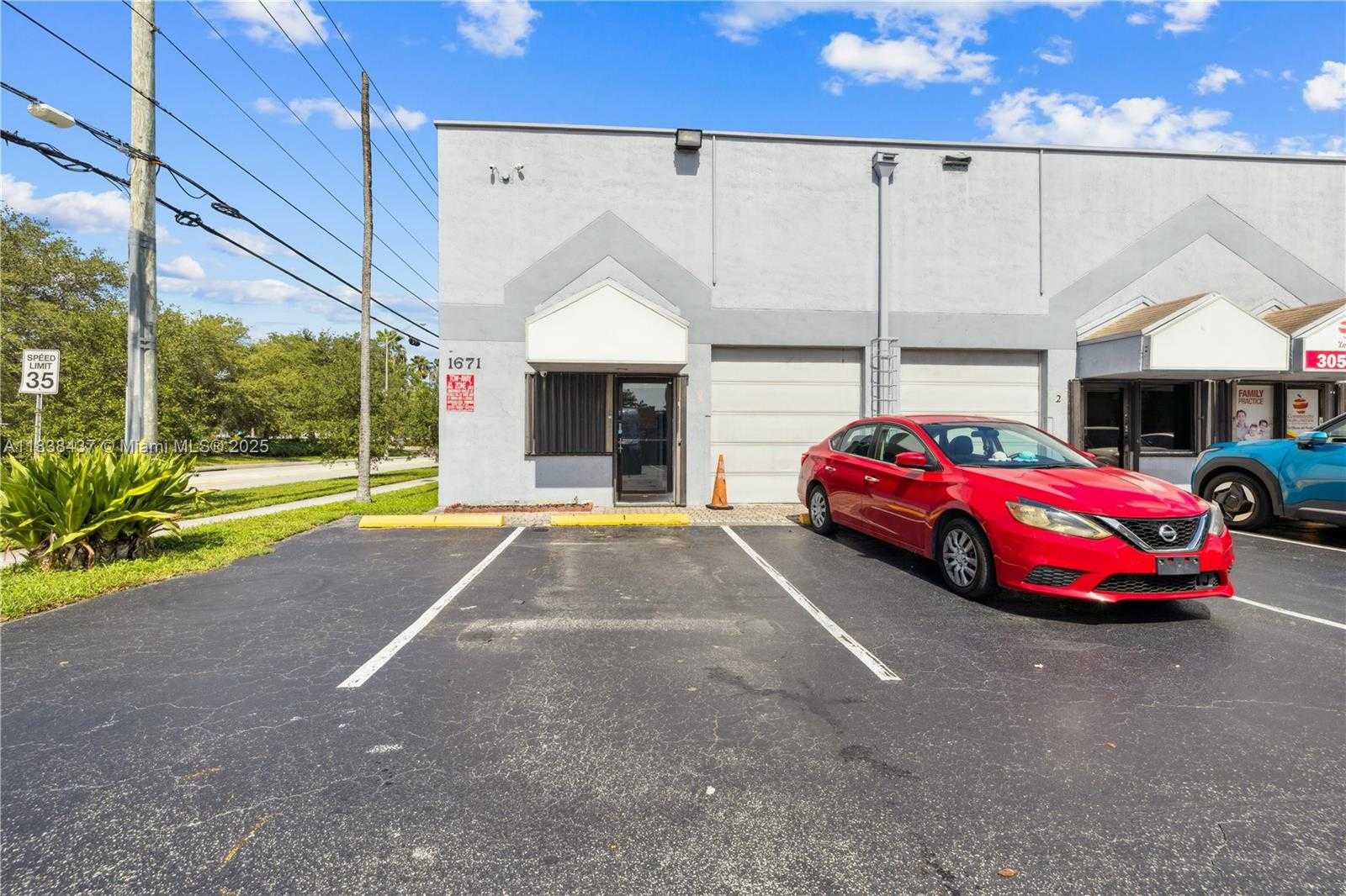Small Image of 1671 WEST 37TH ST #1, Hialeah Number 17