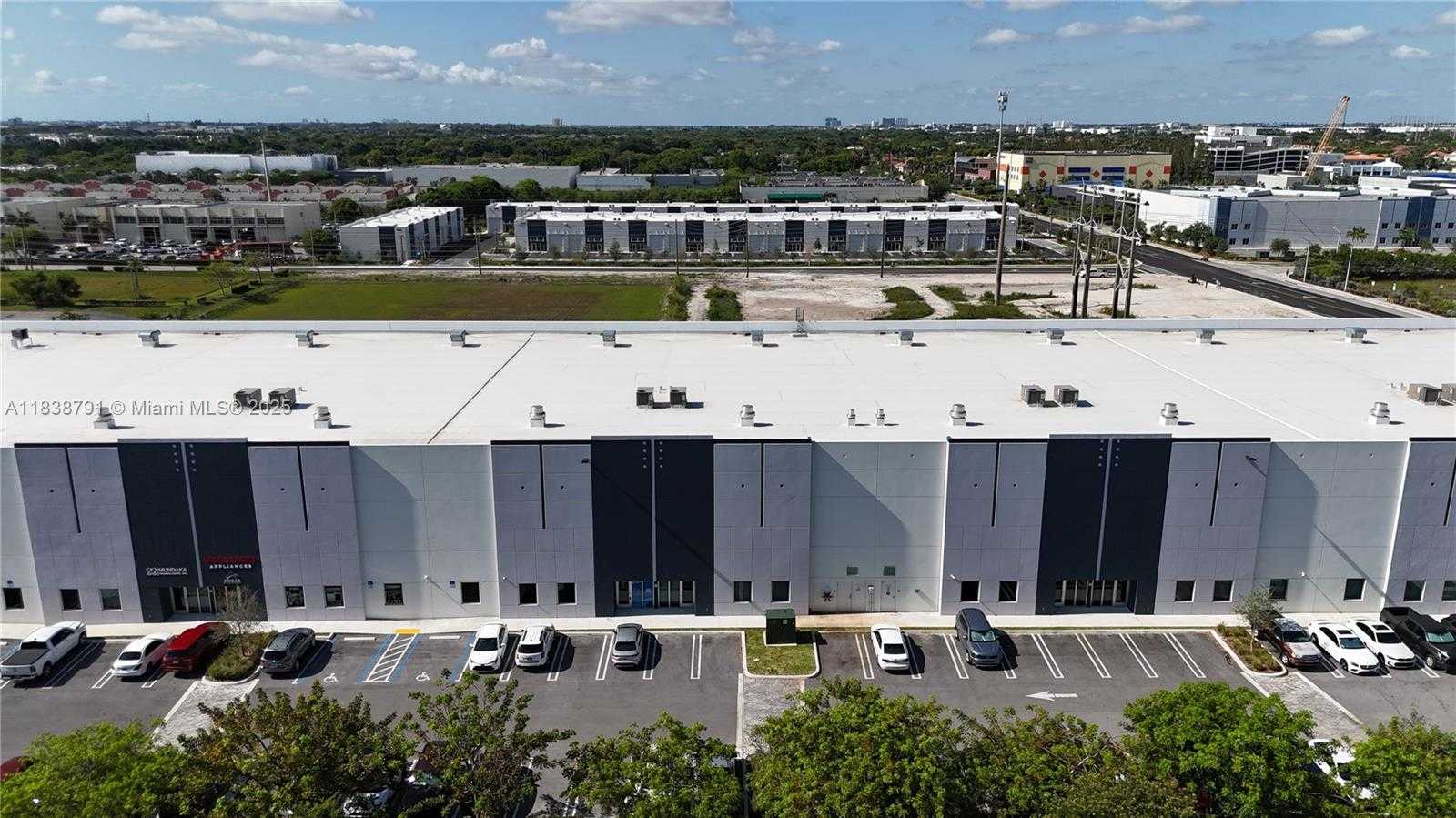 Small Image of 6371 NORTH WEST 102ND AVE #107, Doral Number 3