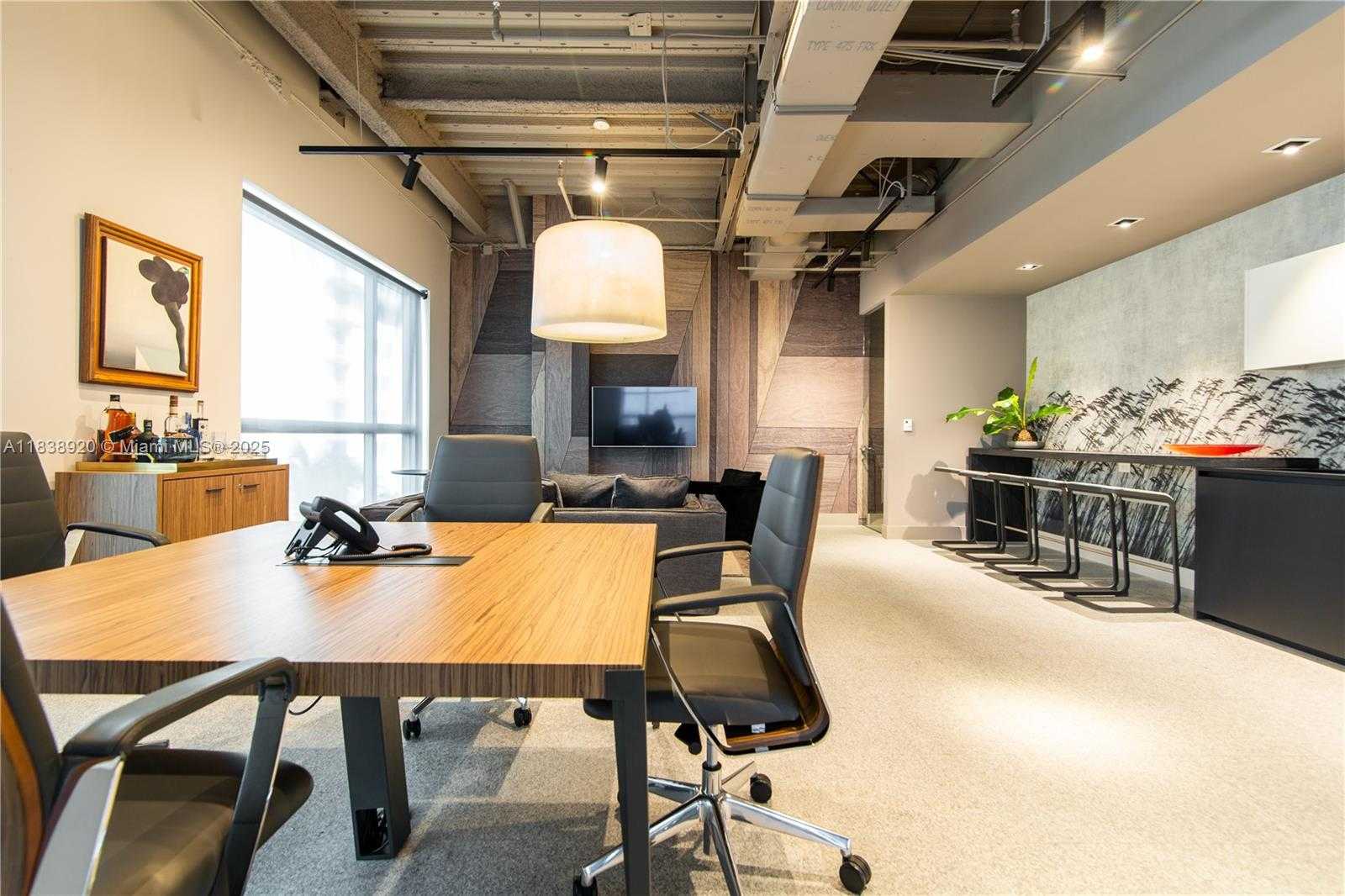 Small Image of 175 SOUTH WEST 7TH ST #1400, Miami Number 8