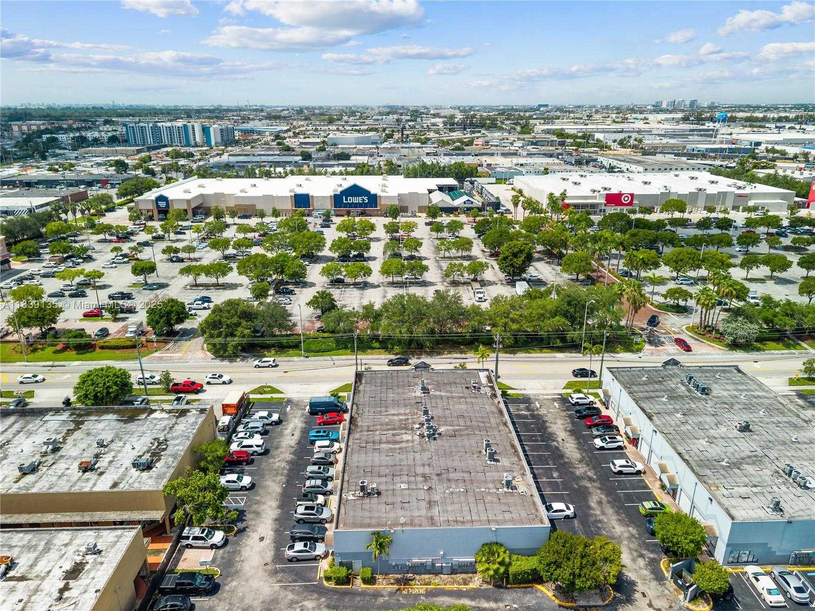 Small Image of 1671 WEST 37TH ST #4, Hialeah Number 5