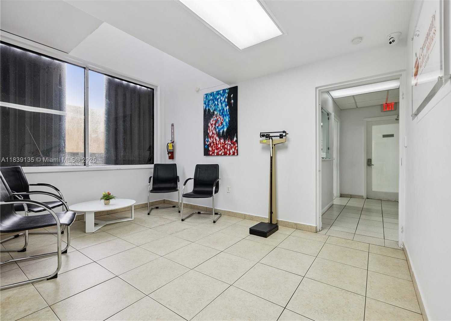 Small Image of 1671 WEST 37TH ST #4, Hialeah Number 8