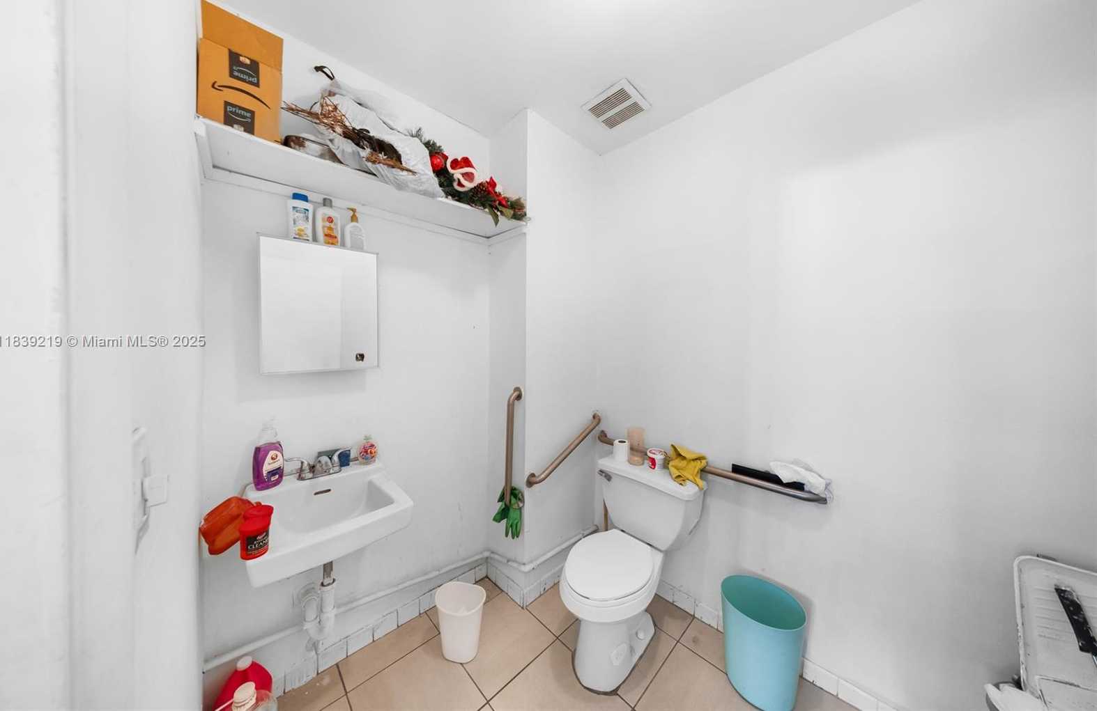 Small Image of 1201 WEST FLAGLER ST, Miami Number 17