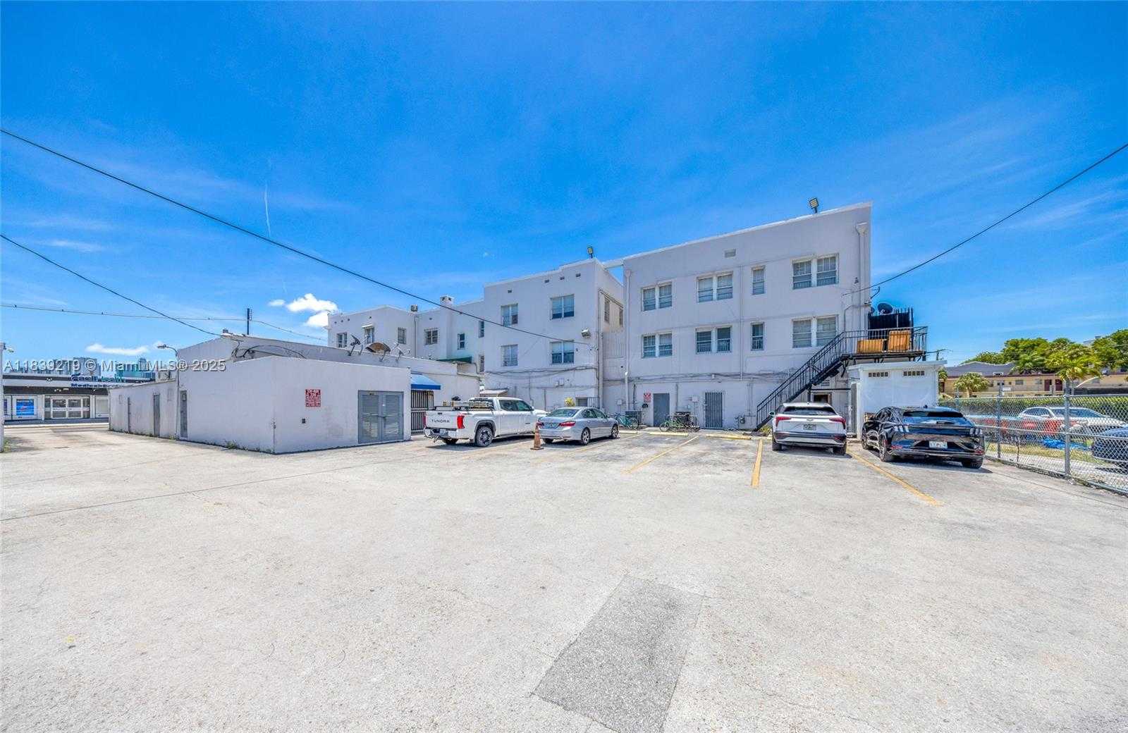 Small Image of 1201 WEST FLAGLER ST, Miami Number 21