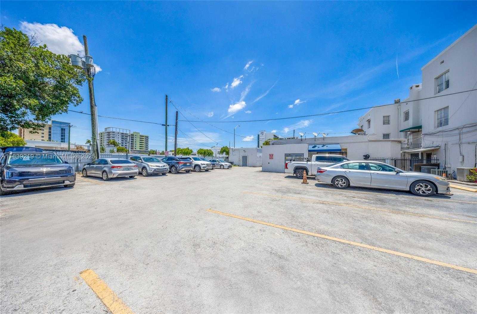 Small Image of 1201 WEST FLAGLER ST, Miami Number 22