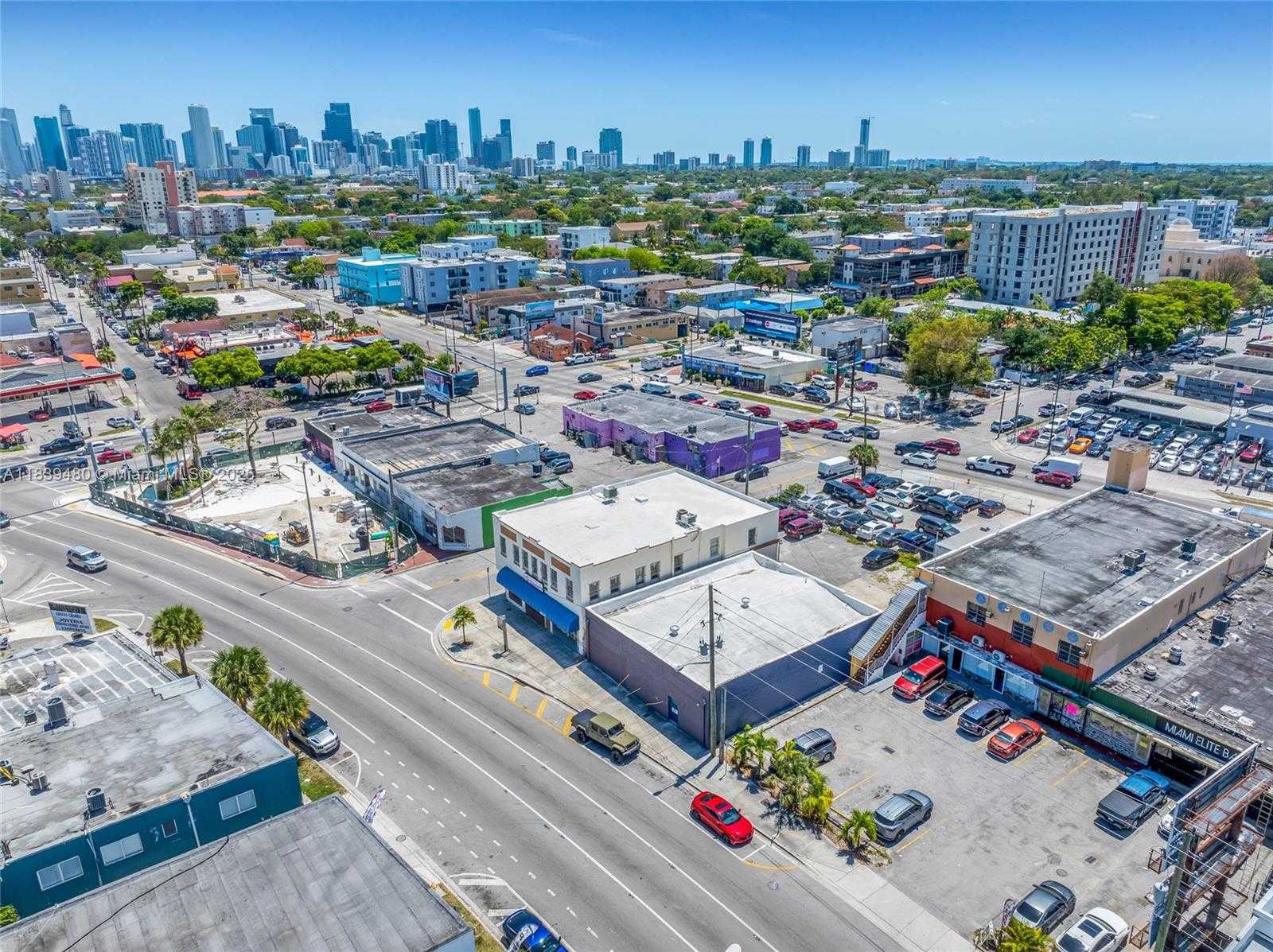 Small Image of 1730 WEST FLAGLER ST, Miami Number 5