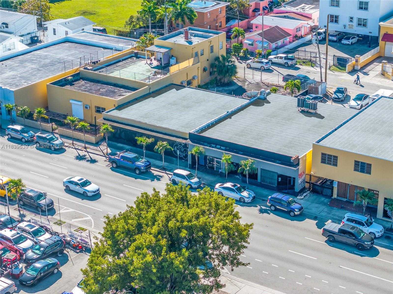 Small Image of 1544 WEST FLAGLER ST, Miami Number 2