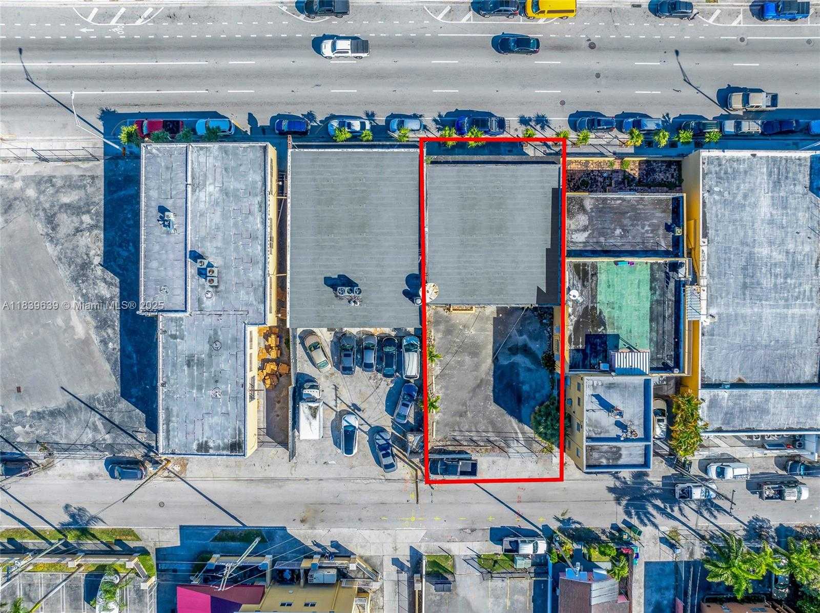 Small Image of 1544 WEST FLAGLER ST, Miami Number 22
