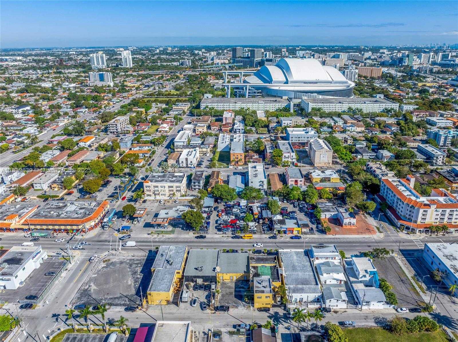 Small Image of 1544 WEST FLAGLER ST, Miami Number 25