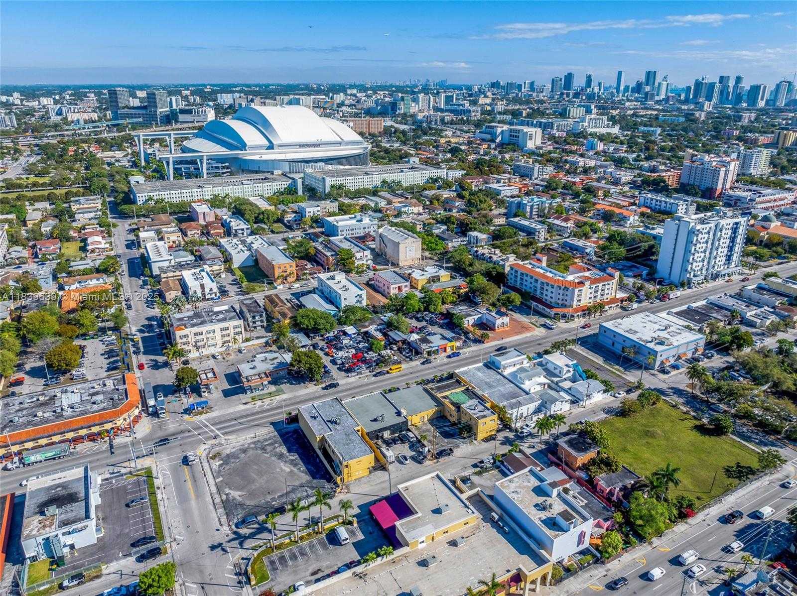 Small Image of 1544 WEST FLAGLER ST, Miami Number 27