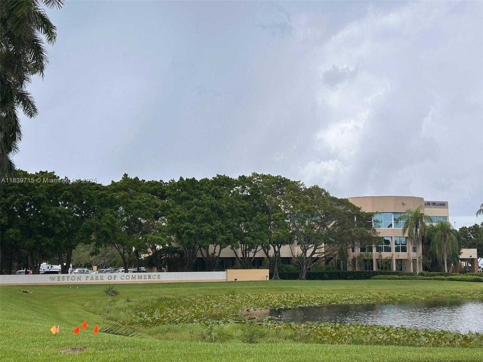 Small Image of 1625 NORTH COMMERCE PKWY, Weston Number 12
