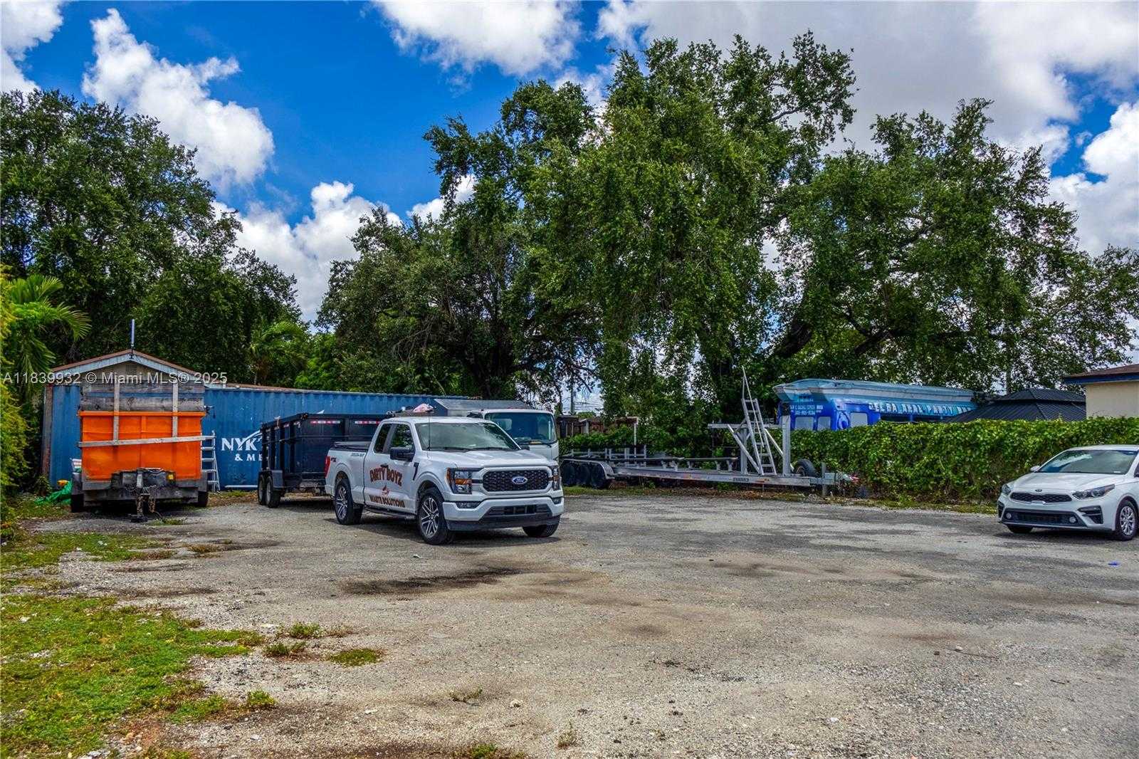Small Image of 3450 NORTH WEST 32ND AVE, Miami Number 4