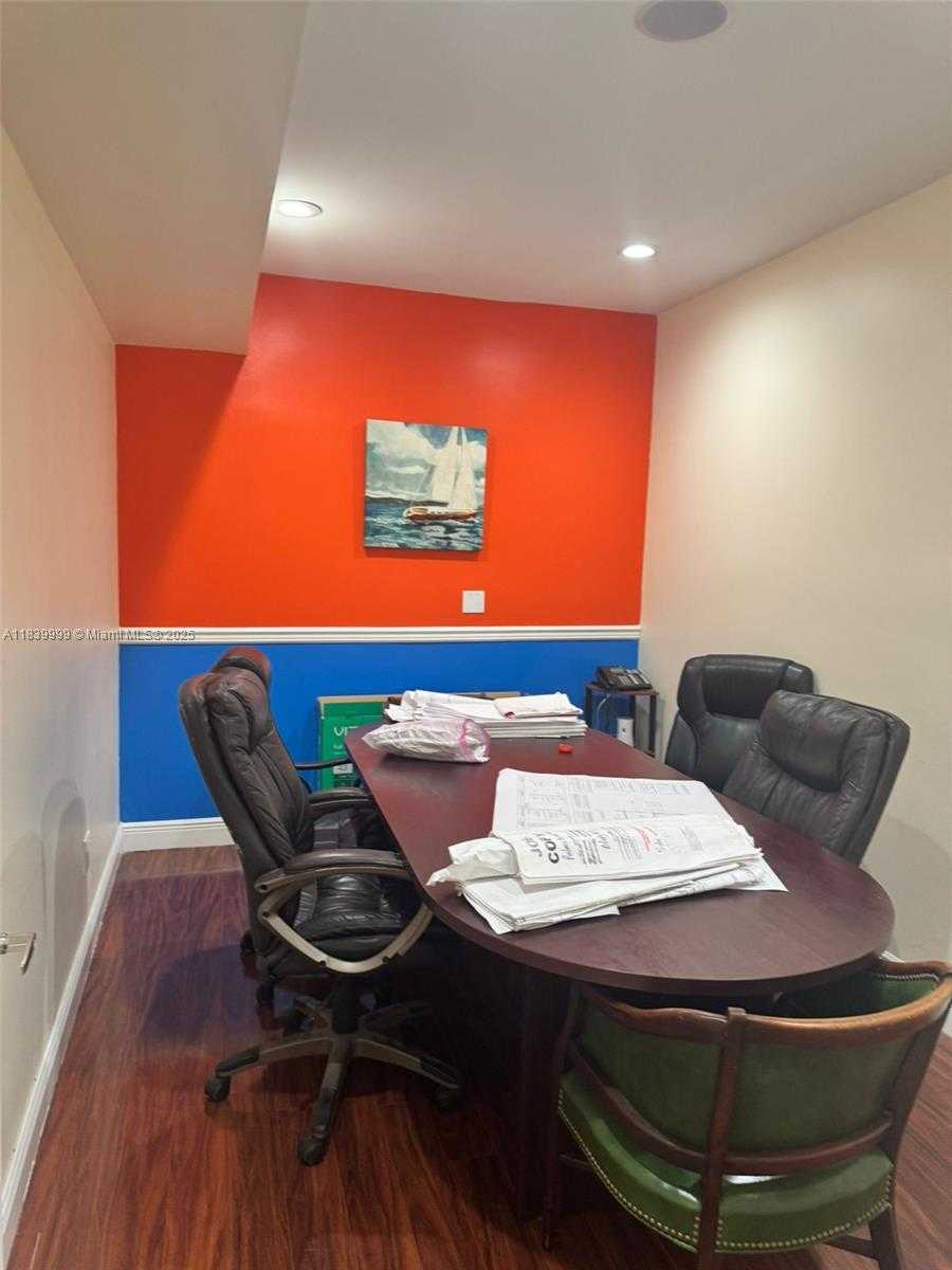 Small Image of 5300 NORTH WEST 12TH AVE #12, Fort Lauderdale Number 6