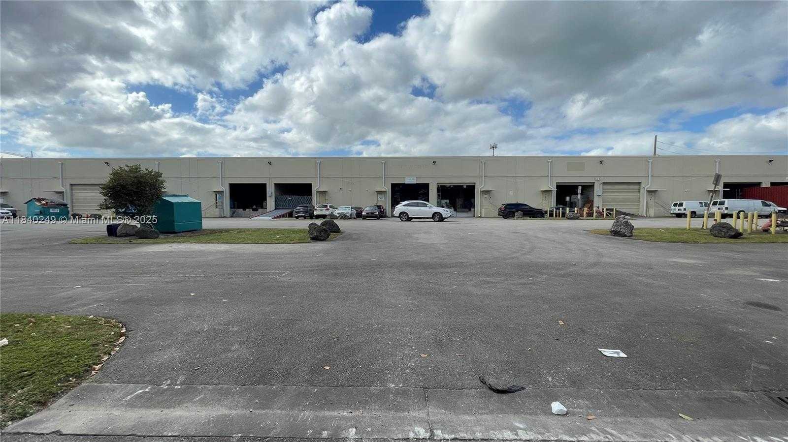 Small Image of 10800 NORTH WEST 21ST ST #160, Sweetwater Number 16