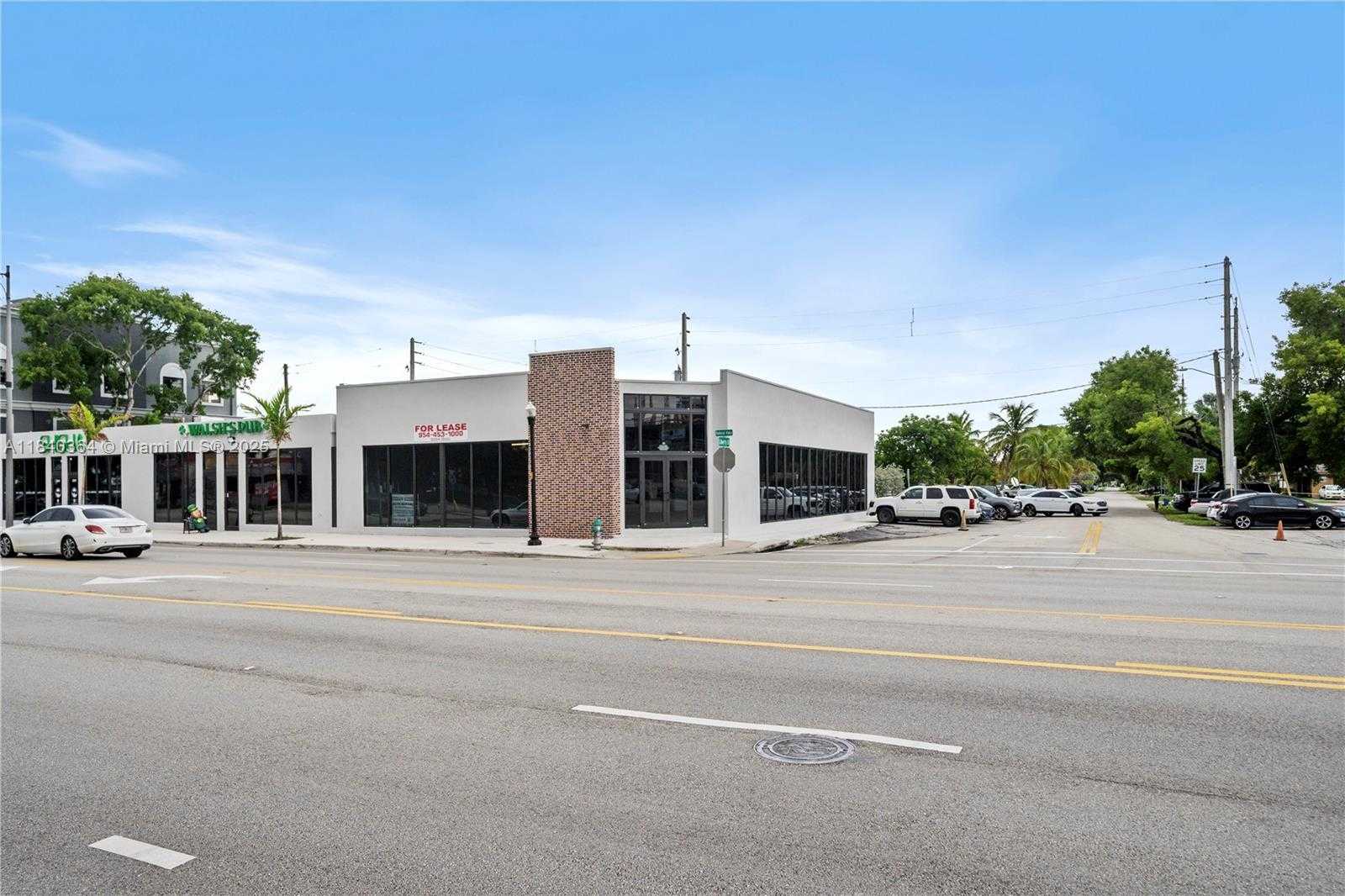 Small Image of 2215 NORTH FEDERAL HWY, Hollywood Number 3