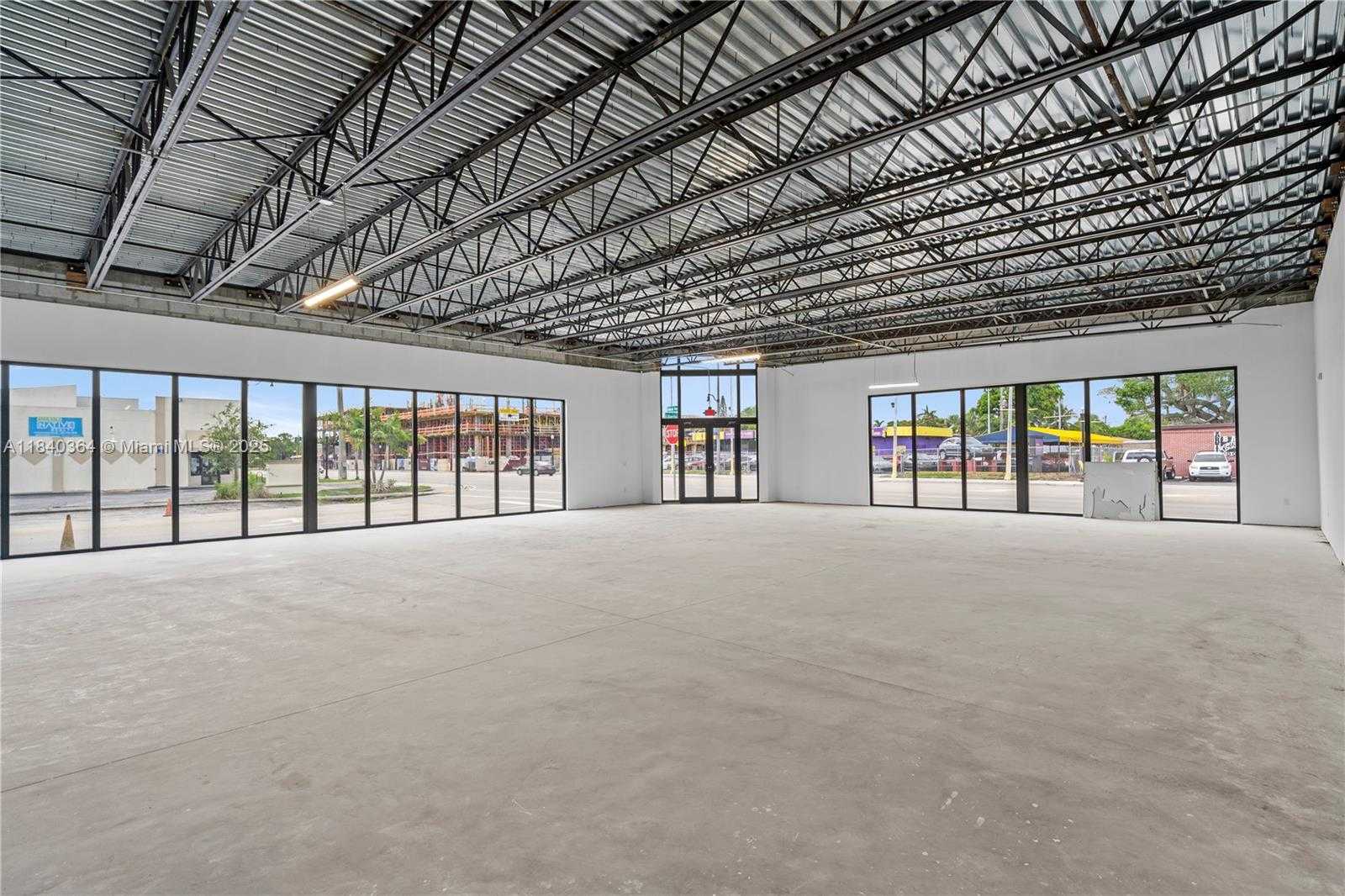 Small Image of 2215 NORTH FEDERAL HWY, Hollywood Number 5