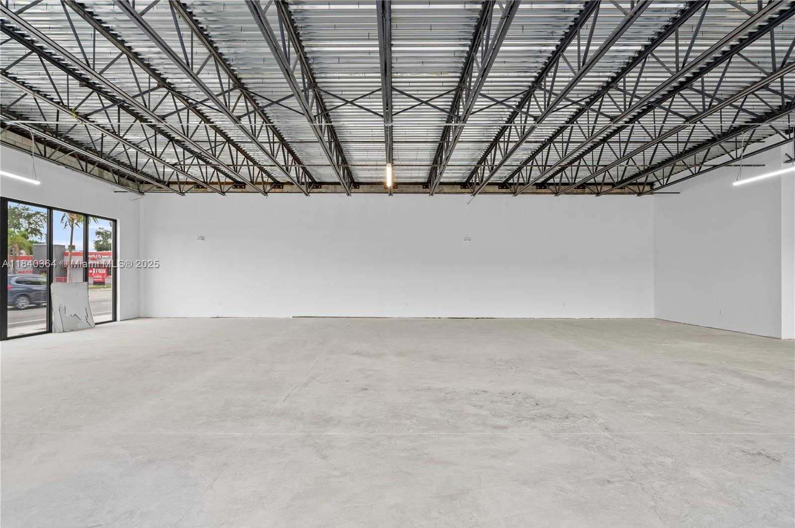 Small Image of 2215 NORTH FEDERAL HWY, Hollywood Number 9
