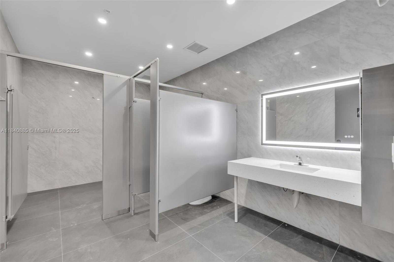 Small Image of 504 NORTH WEST 1 AVENUE #3-2070, Hallandale Beach Number 5