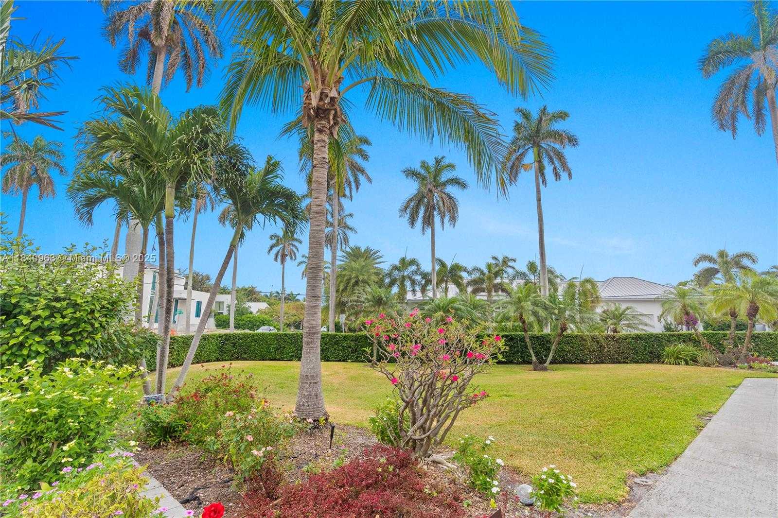 Small Image of 99 SEABREEZE AVE #1, Delray Beach Number 21