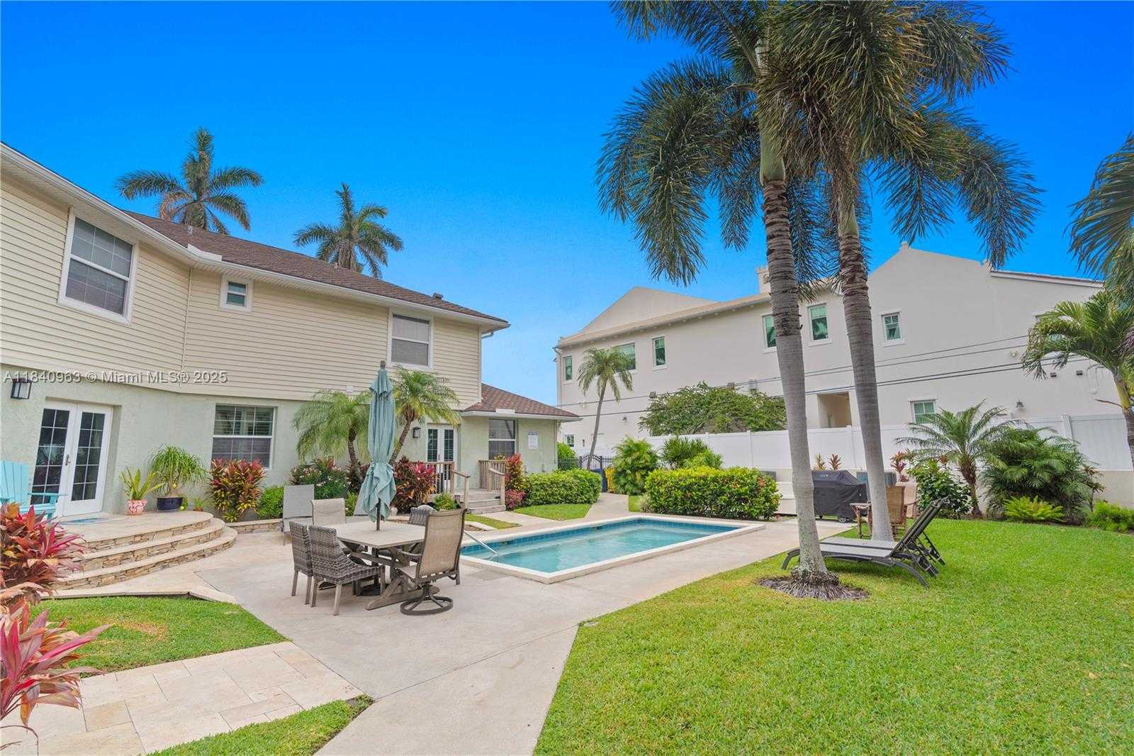 Small Image of 99 SEABREEZE AVE #1, Delray Beach Number 24